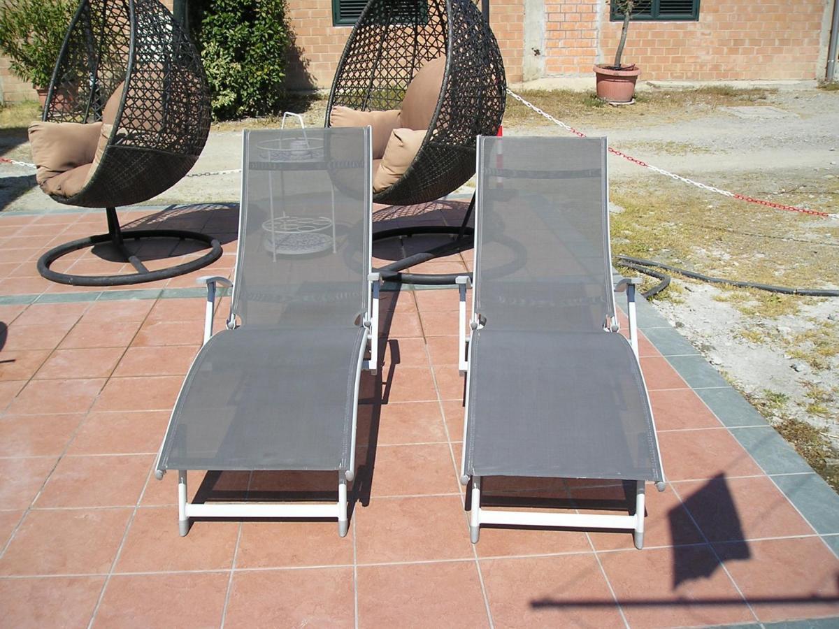 Intero Appartamento Con Giardino E Colazione Dario Parma Exteriör bild