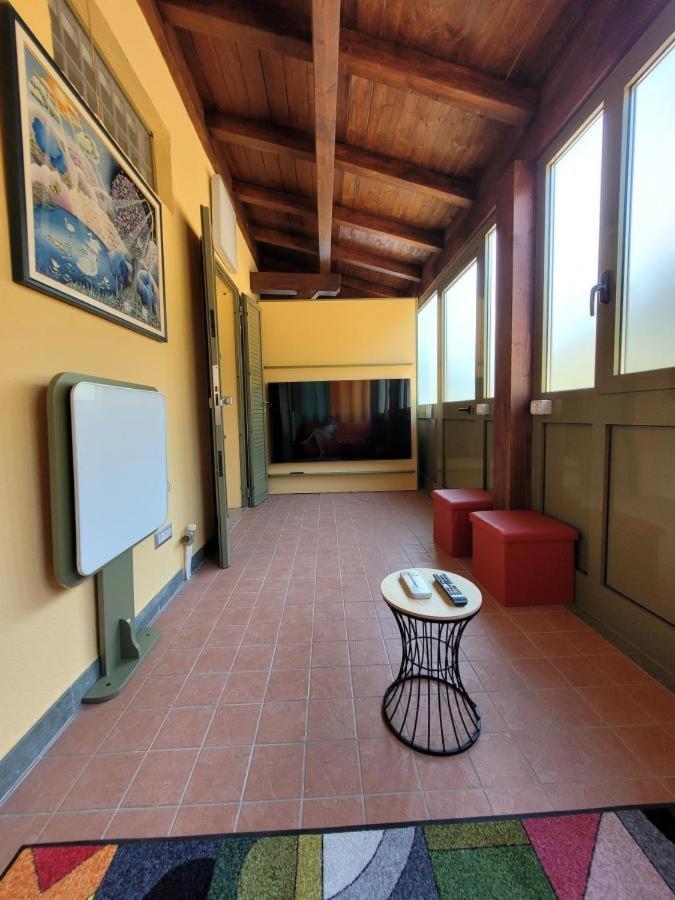 Intero Appartamento Con Giardino E Colazione Dario Parma Exteriör bild