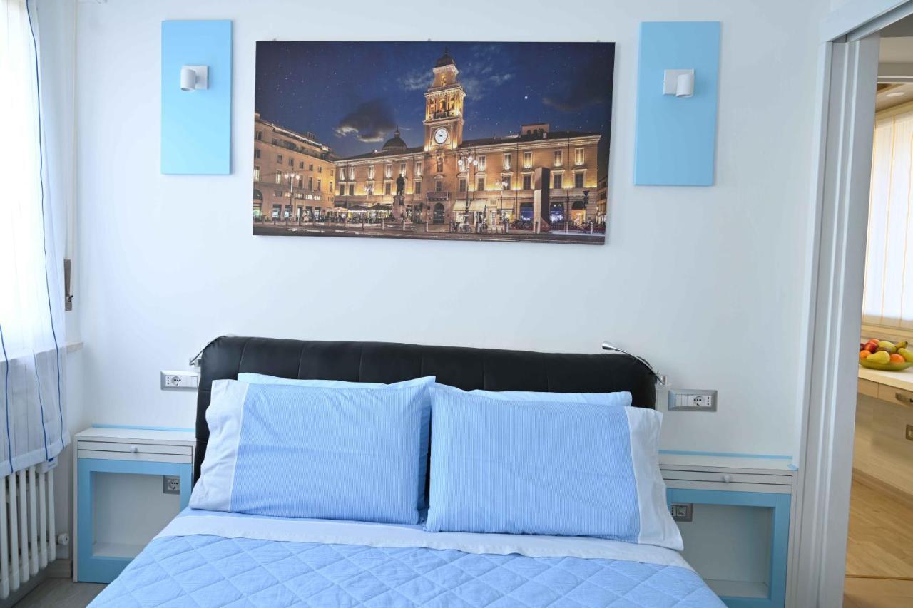 Intero Appartamento Con Giardino E Colazione Dario Parma Exteriör bild